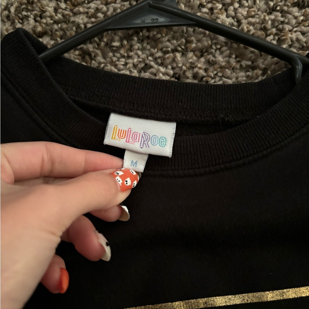 LuLaroe sweatshirt size medium